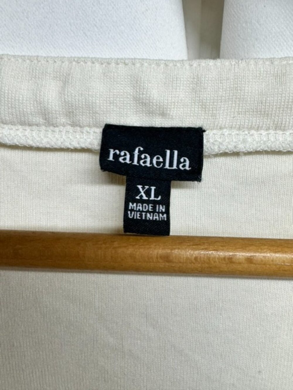 Ladies Rafaella Cardigan - Size XL - Picture 3 of 6